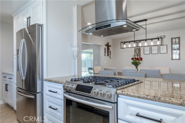 Image 12 of 65 For 824 Dune  