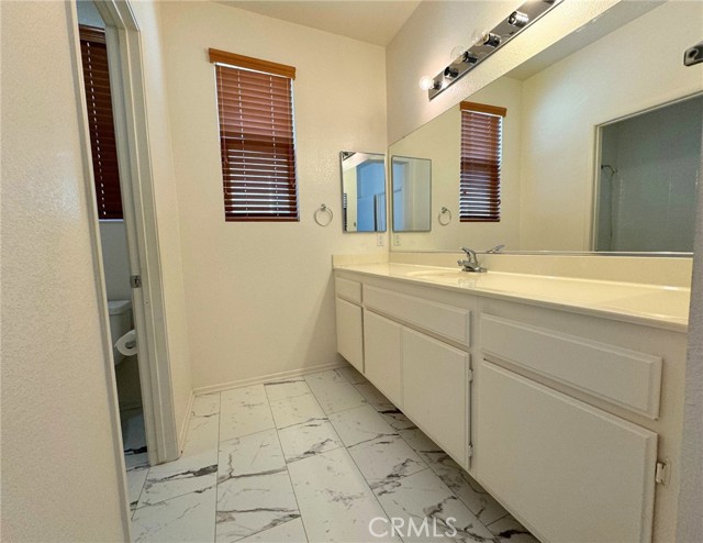 Detail Gallery Image 11 of 15 For 13261 Choctaw Ln, Victorville,  CA 92395 - 3 Beds | 2 Baths