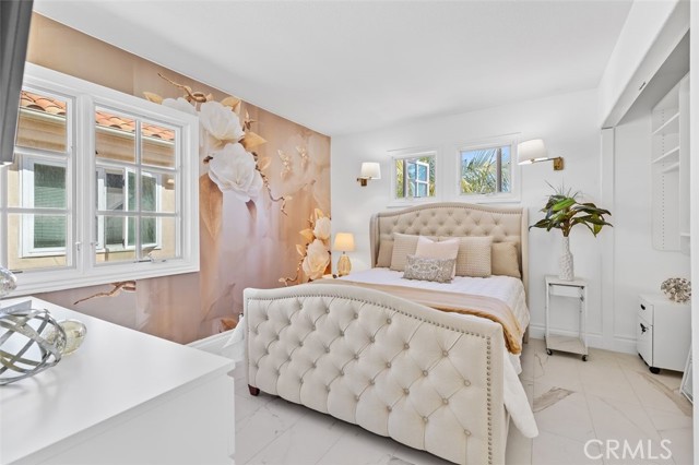 21221 Hillsdale, Huntington Beach CA: https://media.crmls.org/medias/0cc20c7a-9554-4ccd-9172-443dab6925a9.jpg