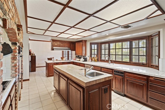 Detail Gallery Image 9 of 44 For 24840 Wooded Vista, West Hills,  CA 91307 - 5 Beds | 4/1 Baths