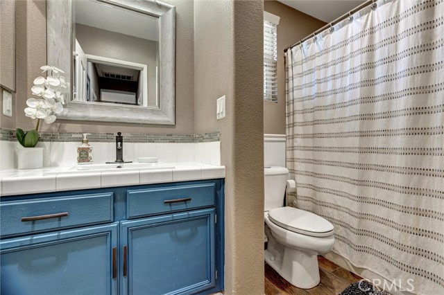 Detail Gallery Image 17 of 45 For 26978 Homeroom Ct, Moreno Valley,  CA 92555 - 4 Beds | 3 Baths