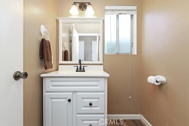 Detail Gallery Image 18 of 41 For 27025 Rock Bluff, Temecula,  CA 92591 - 4 Beds | 2/1 Baths