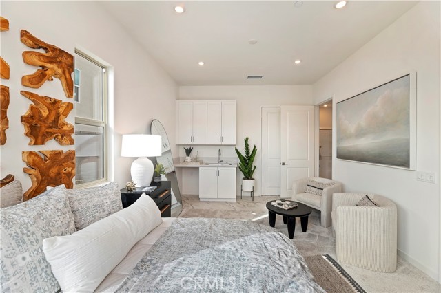 Detail Gallery Image 13 of 67 For 15800 Conservatory Dr, Fontana,  CA 92336 - 5 Beds | 4/1 Baths