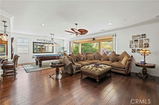 Detail Gallery Image 9 of 61 For 22331 Windriver Ct, Saugus,  CA 91350 - 5 Beds | 6 Baths