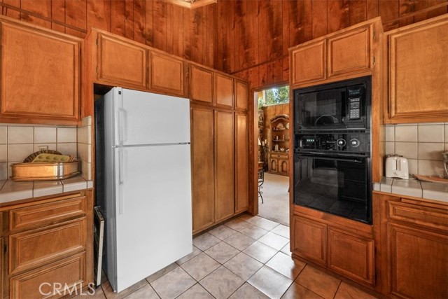 Detail Gallery Image 9 of 30 For 268 Olympic, Big Bear Lake,  CA 92315 - 4 Beds | 3 Baths