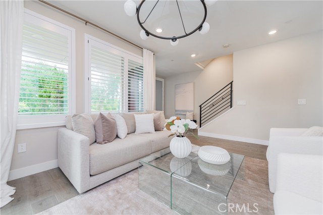 111 Bosque, Irvine CA: https://media.crmls.org/medias/0cc78e5a-9cc4-4a31-9fdf-03dc77c2546d.jpg