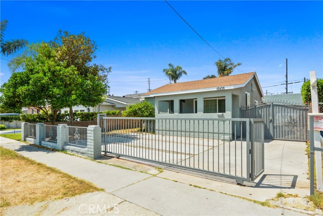 Detail Gallery Image 20 of 20 For 13439 Roselle Ave, Hawthorne,  CA 90250 - 3 Beds | 2 Baths