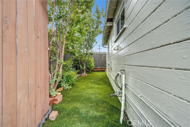 3224 Cerritos Avenue, Signal Hill CA: https://media.crmls.org/medias/0cc8d7ed-79dc-4dbb-934d-414bc44ee396.jpg