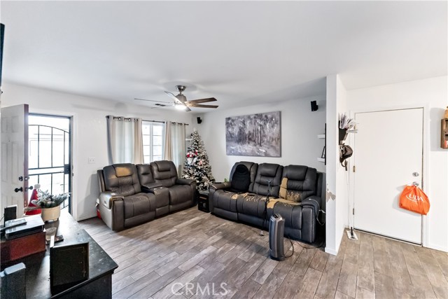 Detail Gallery Image 3 of 15 For 10635 E Stanton, Del Rey,  CA 93616 - 3 Beds | 2 Baths