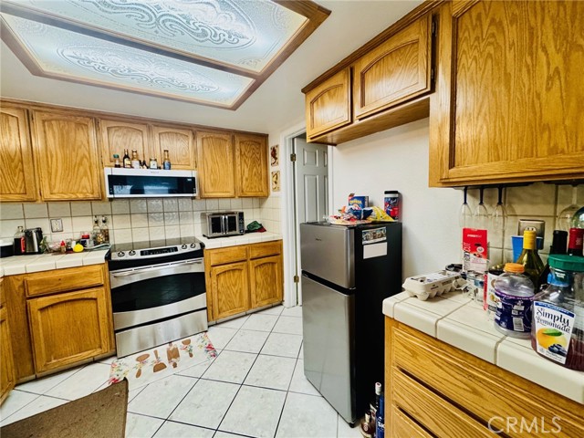 Detail Gallery Image 10 of 26 For 4189 W Providence Ave, Fresno,  CA 93722 - 3 Beds | 2 Baths
