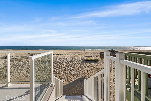 105 A Surfside Avenue, Surfside CA: https://media.crmls.org/medias/0cc9cdc9-096f-4def-b64a-6bab14cc70f6.jpg