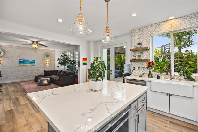 19 Via Cuenta Nueva, San Clemente CA: https://media.crmls.org/medias/0cca7cee-67ba-4398-b22f-83697e39ae9d.jpg
