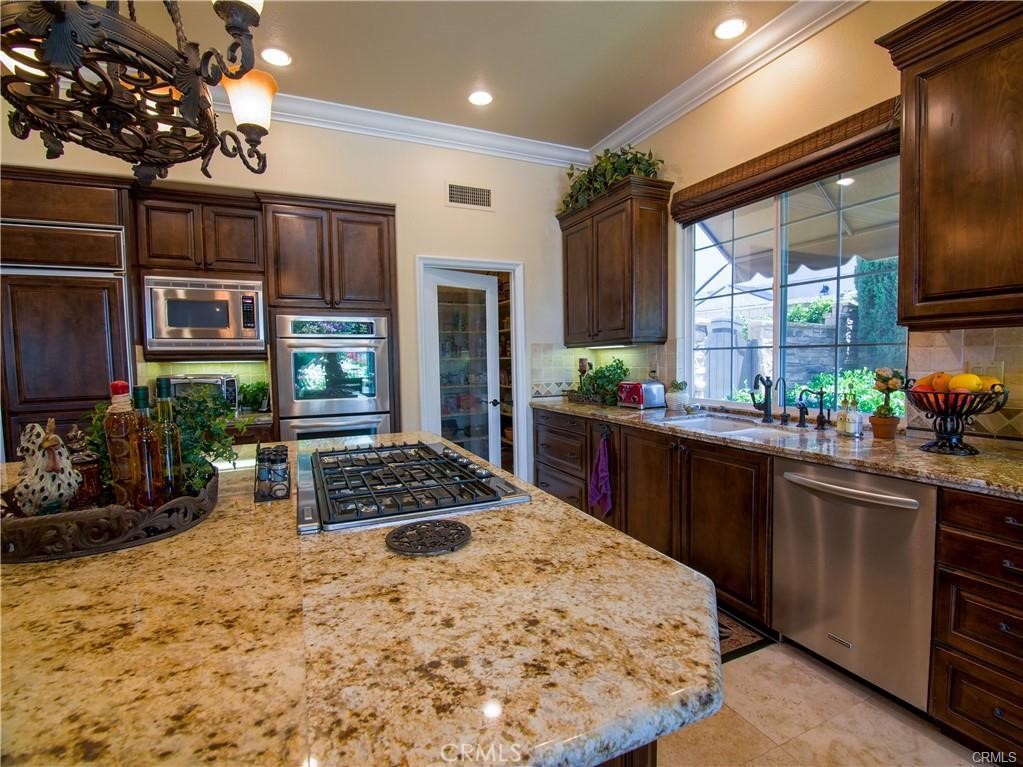 MLS #OC25261666 image #21