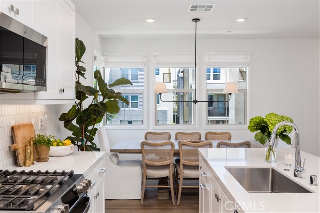 111 Juniper Drive, Rancho Mission Viejo CA: https://media.crmls.org/medias/0ccb7f32-63f7-4bf5-9436-185e3b8ae986.jpg