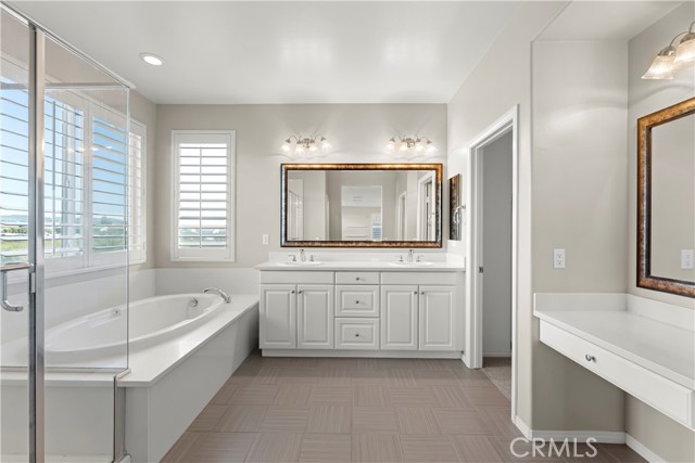 Detail Gallery Image 38 of 60 For 31784 Desert Holly, Murrieta,  CA 92563 - 5 Beds | 3 Baths