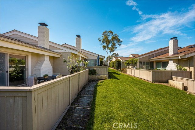 Detail Gallery Image 11 of 66 For 16 Driftwood #24,  Irvine,  CA 92604 - 2 Beds | 2 Baths