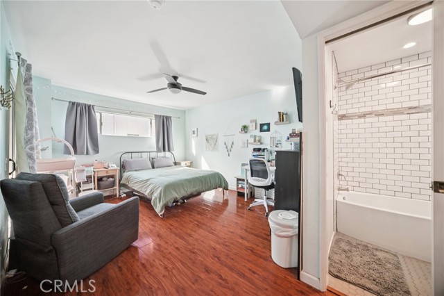 Detail Gallery Image 16 of 36 For 20155 Keswick St #112,  Winnetka,  CA 91306 - 2 Beds | 2/1 Baths