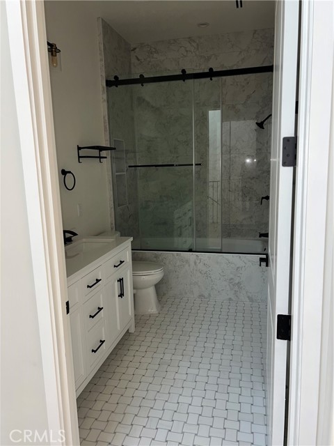 20329 Stagg Street photo 26