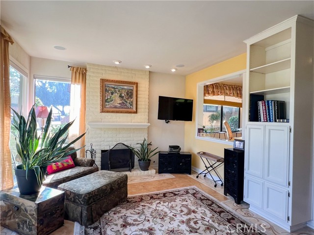 Detail Gallery Image 18 of 64 For 2323 E Hills #57,  Bakersfield,  CA 93306 - 3 Beds | 2/1 Baths