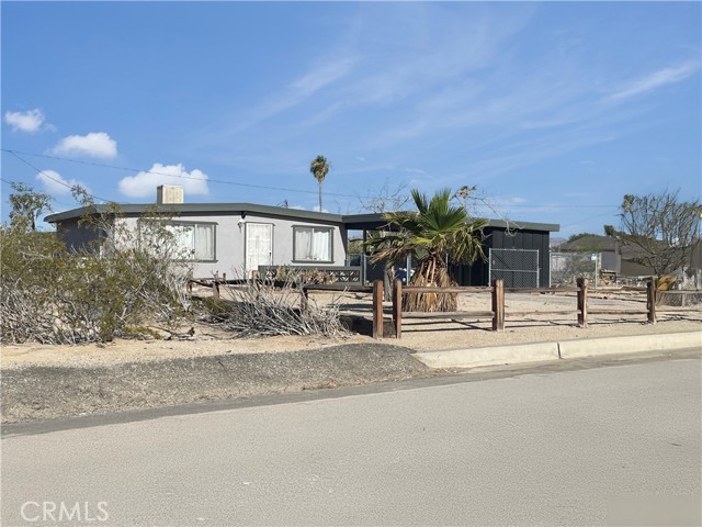 Detail Gallery Image 3 of 10 For 5491 Cahuilla Avenue, Twentynine Palms,  CA 92277 - 2 Beds | 1 Baths