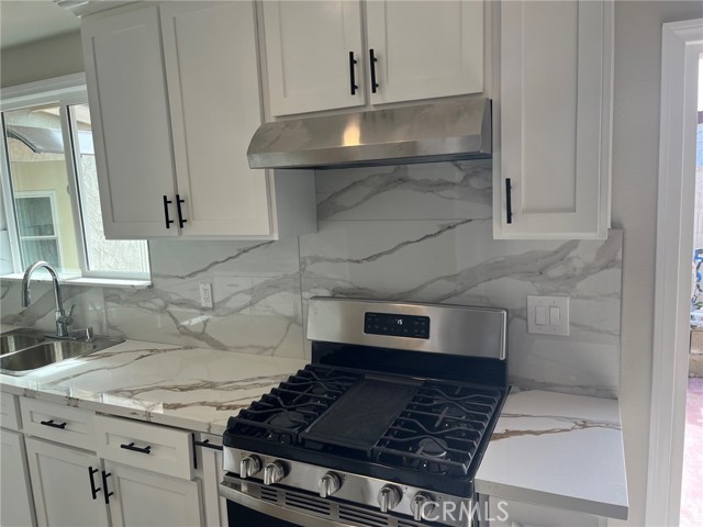 Detail Gallery Image 14 of 26 For 16374 Bamboo, La Puente,  CA 91744 - 4 Beds | 2 Baths