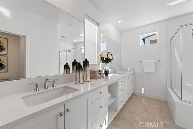 Detail Gallery Image 25 of 46 For 418 Lobata, Irvine,  CA 92618 - 4 Beds | 3/1 Baths