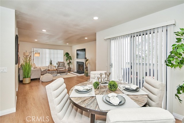 Detail Gallery Image 1 of 20 For 65 Oxford #7,  Irvine,  CA 92612 - 1 Beds | 1 Baths
