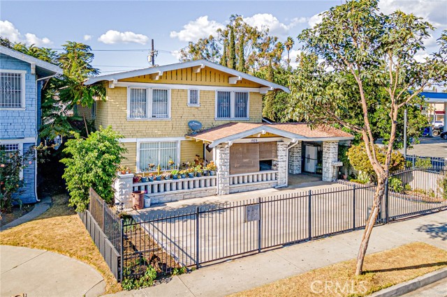 Detail Gallery Image 3 of 12 For 1929 Crenshaw Bld, Los Angeles,  CA 90016 - 3 Beds | 1 Baths