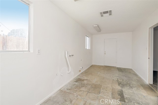 Detail Gallery Image 25 of 37 For 3801 Laverne Ave, Bakersfield,  CA 93309 - 3 Beds | 2/1 Baths