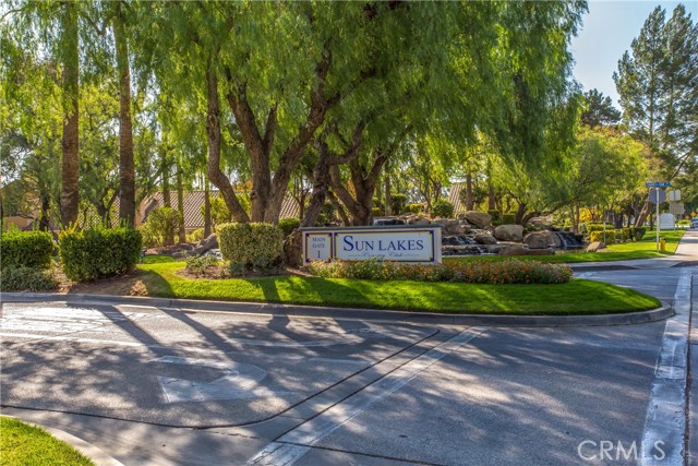 2012 Melbourne Circle, Banning CA: https://media.crmls.org/medias/0cd1ad54-41d8-4941-963f-4520efe1058e.jpg