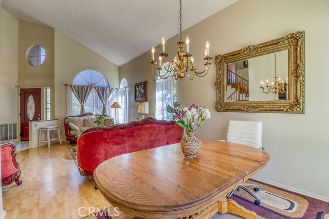 Detail Gallery Image 17 of 59 For 23959 Creekwood Dr, Moreno Valley,  CA 92557 - 4 Beds | 2/1 Baths