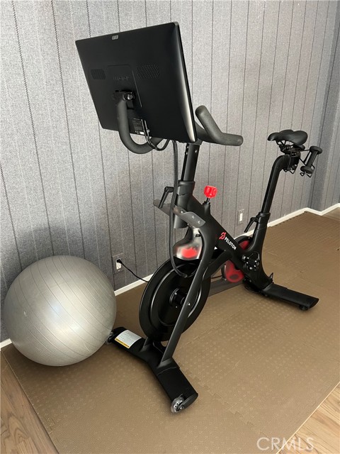 Detail Gallery Image 25 of 25 For 8374 Yucca Trl, Los Angeles,  CA 90046 - 4 Beds | 3/1 Baths