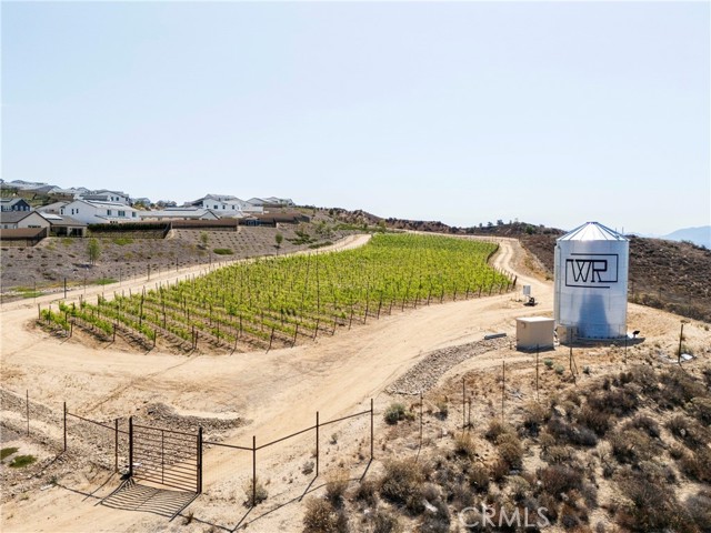 28528 Wildflower Terrace, Castaic CA: https://media.crmls.org/medias/0cd7b4b2-d47d-497b-99d0-ce1d2bc79dab.jpg