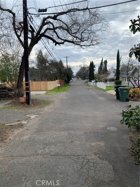 3252 Panama Avenue, Carmichael CA: https://media.crmls.org/medias/0cd7b679-bcdd-47fe-8b17-b0d3d5a0a836.jpg