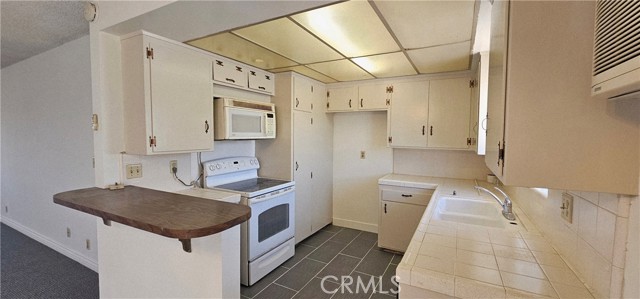 509 W San Marino Avenue, Alhambra CA: https://media.crmls.org/medias/0cd8d4ca-fcd0-46f0-9f74-553da4e381a9.jpg