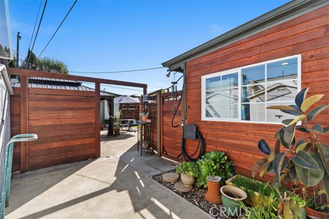 Detail Gallery Image 31 of 38 For 20292 Riverside, Newport Beach,  CA 92707 - 4 Beds | 2 Baths