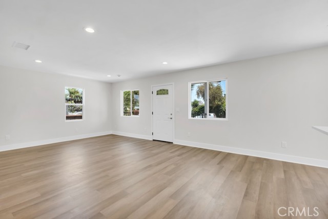 1234 W 89th Street, Los Angeles CA: https://media.crmls.org/medias/0cd93c0c-e757-4e4d-a75b-5d1caf1f746f.jpg