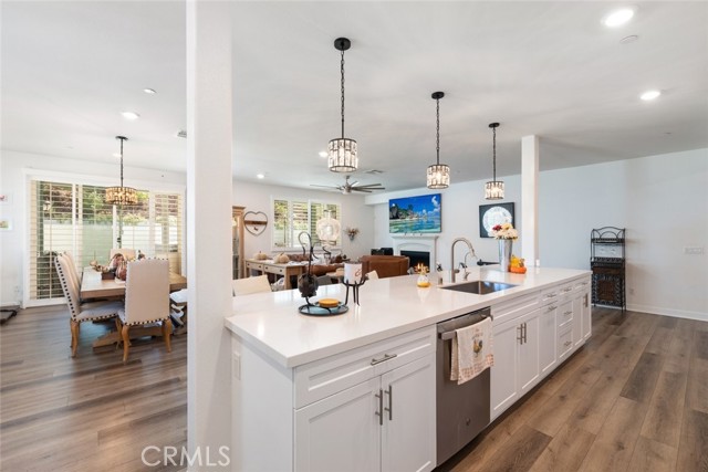 Detail Gallery Image 16 of 56 For 26219 Silver Birch, Menifee,  CA 92584 - 6 Beds | 4/1 Baths