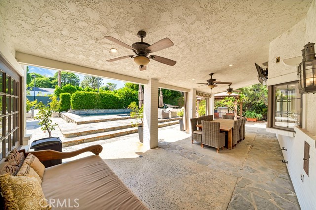 Detail Gallery Image 40 of 55 For 5441 Calvin Ave, Tarzana,  CA 91356 - 5 Beds | 5/1 Baths