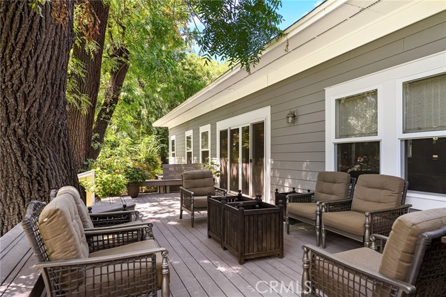 2176 Bidwell Avenue, Chico CA: https://media.crmls.org/medias/0cddaff1-e149-4d12-a07f-21818738511f.jpg