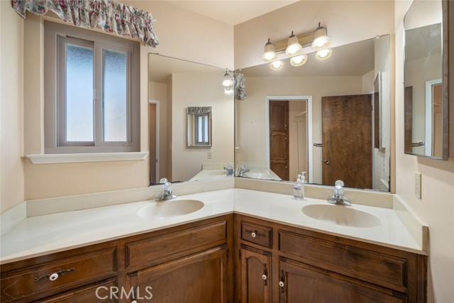251 James Way, Arroyo Grande CA: https://media.crmls.org/medias/0cddbb9a-85af-49fa-ac58-62d9161e5b6a.jpg