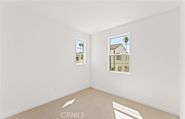 108 Pickwick Lane Court photo 33