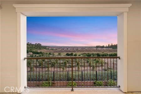 Detail Gallery Image 13 of 24 For 108 Knob Crk, Irvine,  CA 92602 - 5 Beds | 5/1 Baths