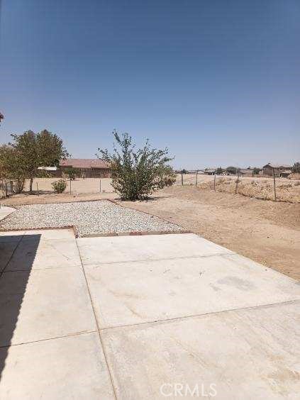 Detail Gallery Image 3 of 13 For 10475 Pony Express Dr, Adelanto,  CA 92301 - 3 Beds | 2 Baths