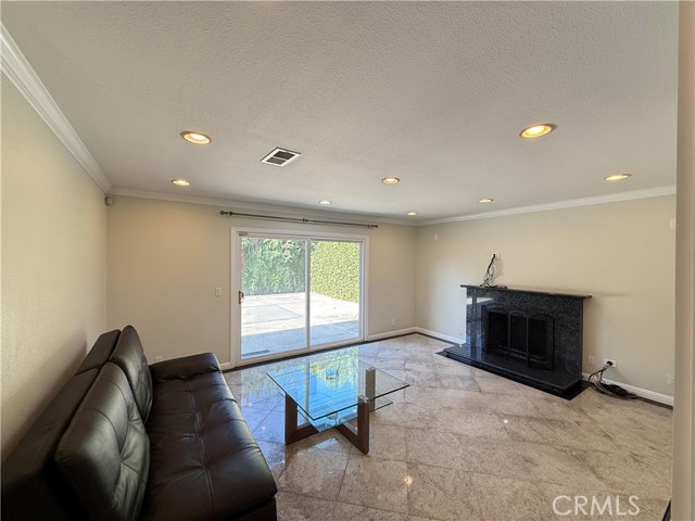 Detail Gallery Image 15 of 43 For 3071 Platte, Costa Mesa,  CA 92626 - 3 Beds | 2 Baths
