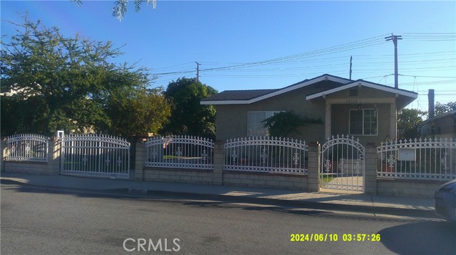 Front Image Thumbnail for CRDW25268439