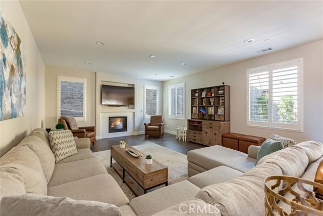 Detail Gallery Image 9 of 53 For 897 Isabella Way, San Luis Obispo,  CA 93405 - 3 Beds | 2/1 Baths