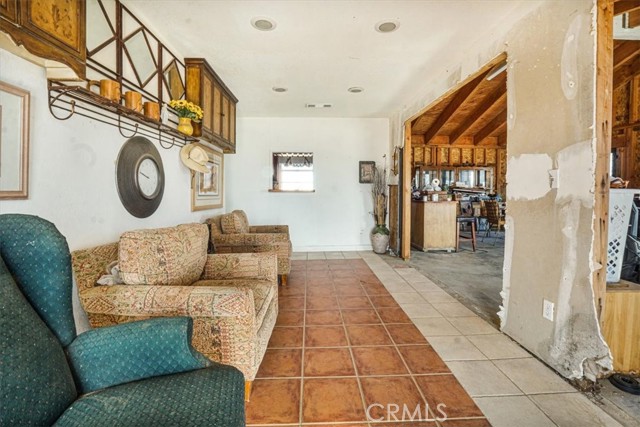 Detail Gallery Image 9 of 45 For 13861 E Avenue G6, Lancaster,  CA 93535 - 3 Beds | 2 Baths