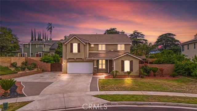 Detail Gallery Image 4 of 75 For 325 Deodar St, Redlands,  CA 92374 - 6 Beds | 4 Baths