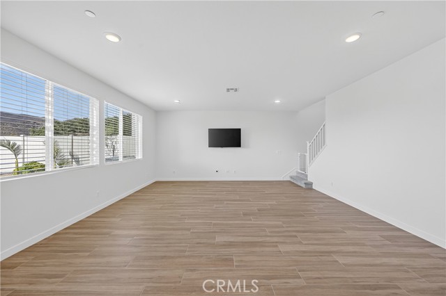 Detail Gallery Image 5 of 40 For 35164 Bergamot Cove, Fallbrook,  CA 92028 - 4 Beds | 3 Baths